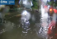 Temporal no Rio de Janeiro deixa dois mortos; 81 sirenes são acionadas