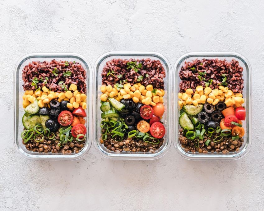 / Entenda como criar bons hábitos alimentares. - Imagem: Pexels / Ella Olsson