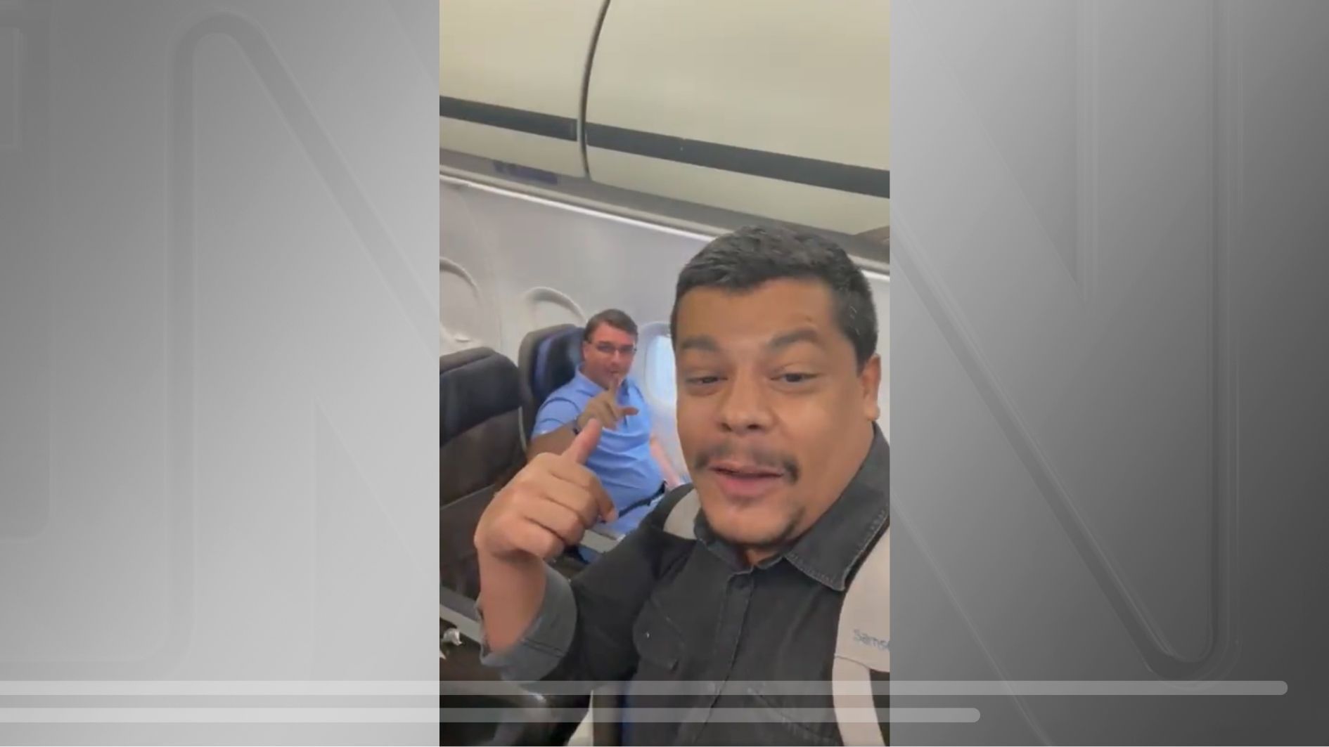 flavio bolsonaro aviao