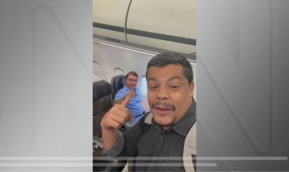 flavio bolsonaro aviao