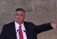 Oposição promete atuar para barrar eventual indicação de Dino ao STF