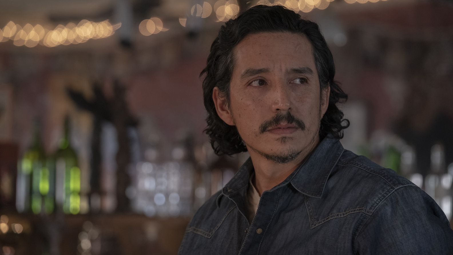 Gabriel Luna interpreta Tommy na série The Last of Us, da HBO