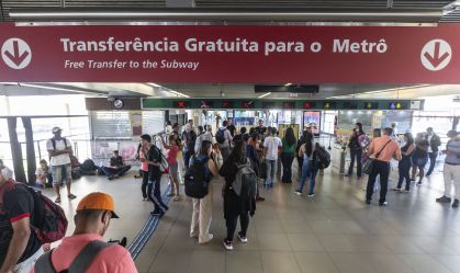 Greve: Metrô de SP volta a fechar; rodízio será suspenso na sexta (24)
