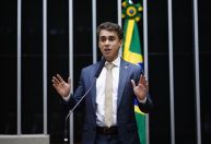 Nikolas ironiza plano de Lula: "Substitua o alimento ou compre outro dia"