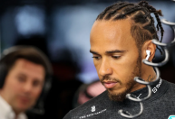 Lewis Hamilton diz que o carro atual da Red Bull “é o mais rápido” que ele já viu na F1