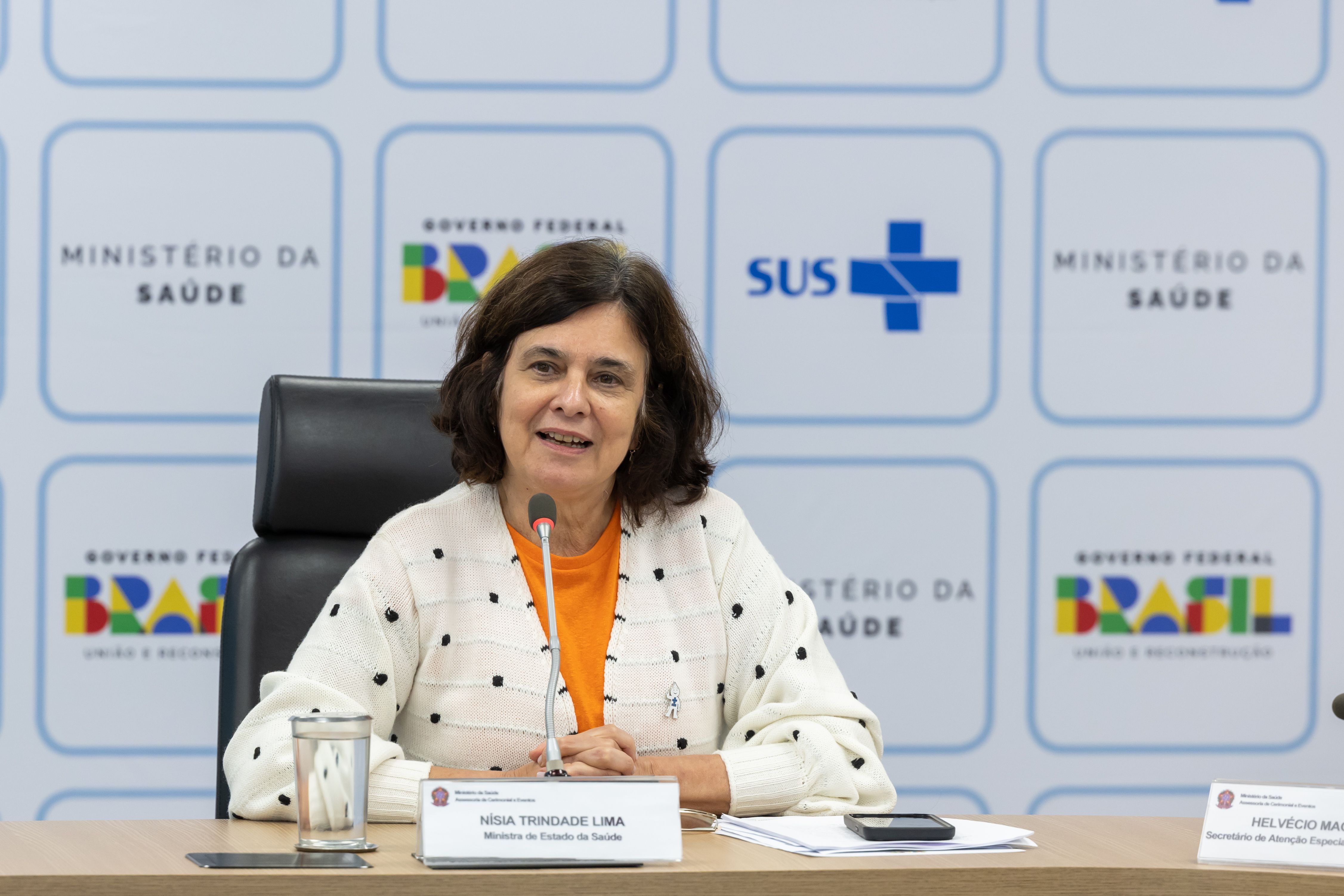 Nísia Trindade, ministra da Saúde