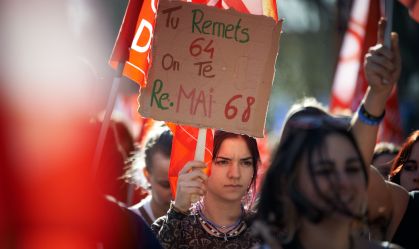 Entenda a manobra utilizada pelo governo de Macron para aprovação de reforma da previdência