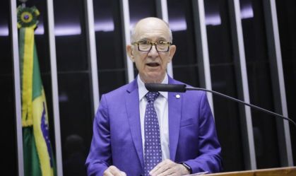 Rui Falcão diz que cometeu erro ao votar a favor de derrubada do IOF