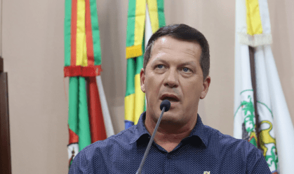 Sandro Fantinel, vereador de Caxias do Sul acusado de xenofobia e racismo, pode ser cassado nesta terça-feira (16)