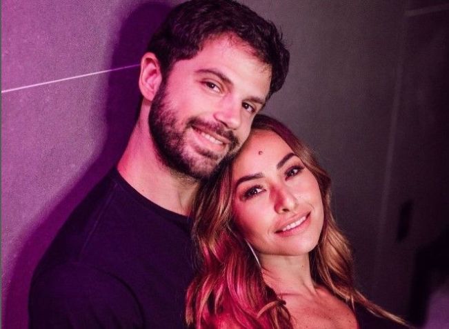 Sabrina Sato usou seu perfil do Instagram para anunciar a separação / Reprodução/Instagram