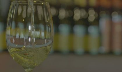 Produzido há mais de 500 anos, vinho indiano surpreende