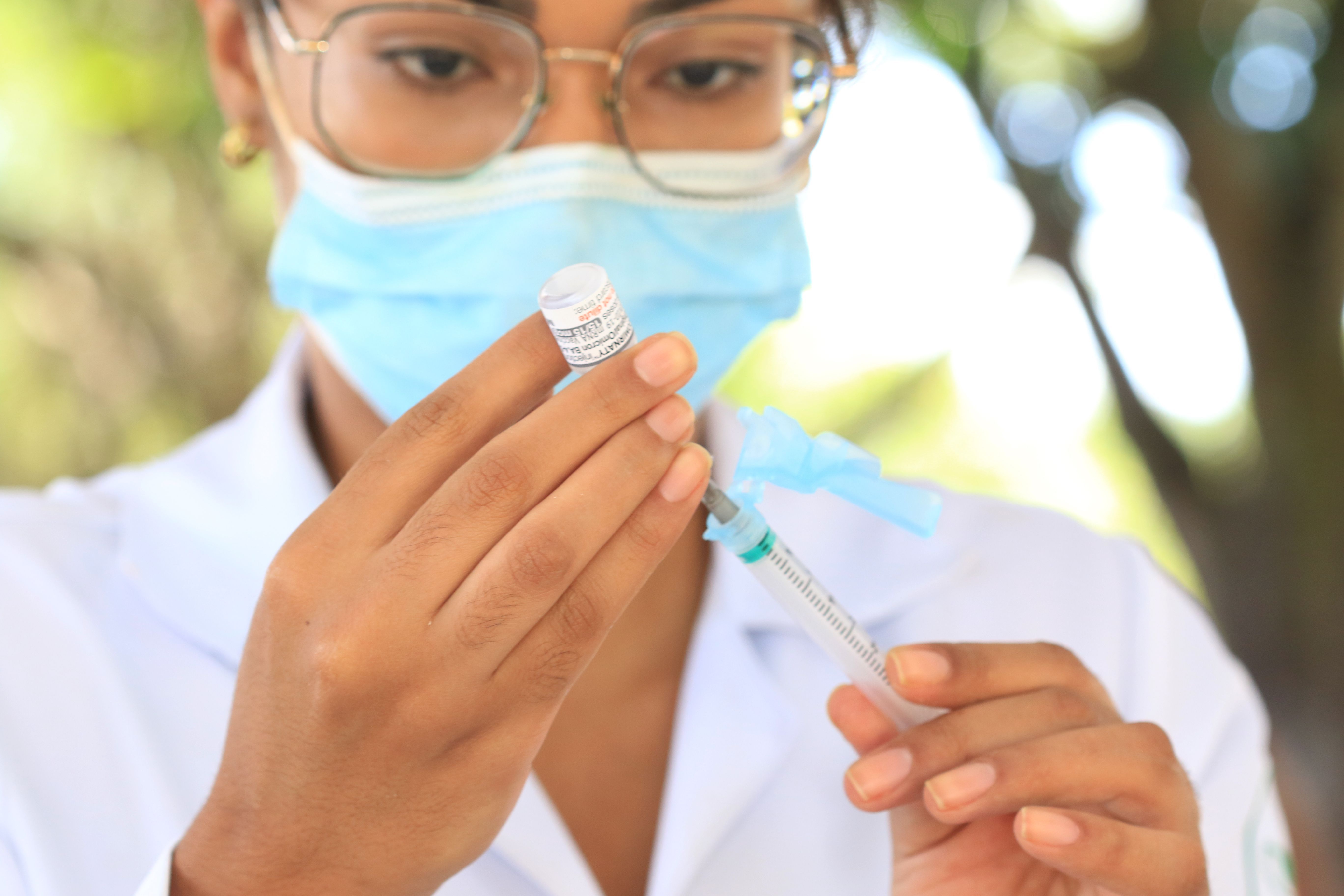 Vacinação contra a Covid-19 com dose de reforço bivalente da Pfizer