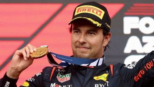 Sergio Pérez comemora vitória no GP do Azerbaijão