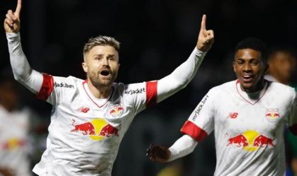 Red Bull Bragantino vira contra o Bahia e estreia com vitória no Brasileirão