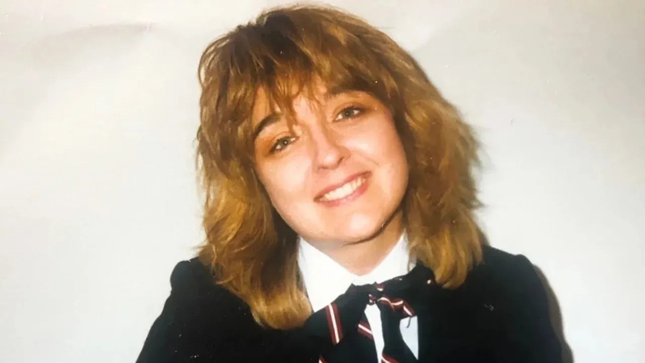 Ann Hood, romancista americana e autora best-seller, foi comissária de bordo da TWA, antes de ser comprada pela American Airlines / Ann Hood/Arquivo Pessoal