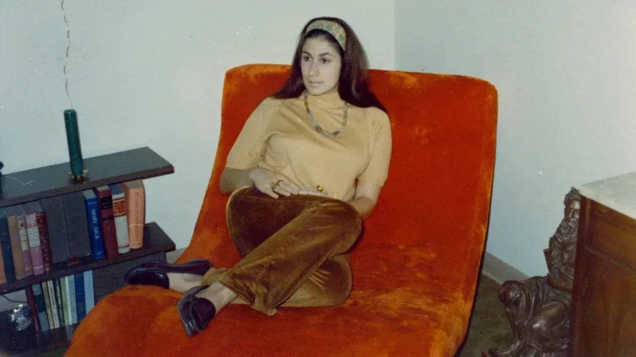 Judith Arcana aprendeu a fazer abortos sozinha e escreveu sobre a experiência de Jane em poemas, histórias, ensaios e livros / HBO