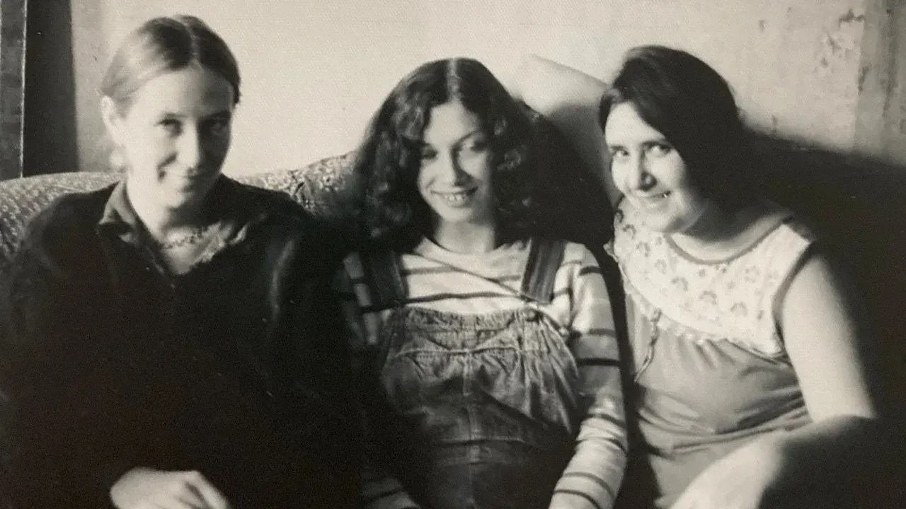 A partir da esquerda: Eileen Smith, Diane Stevens e Benita Greenfield foram três das dezenas de mulheres que se voluntariaram para Jane / Eileen Smith/Arquivo Pessoal