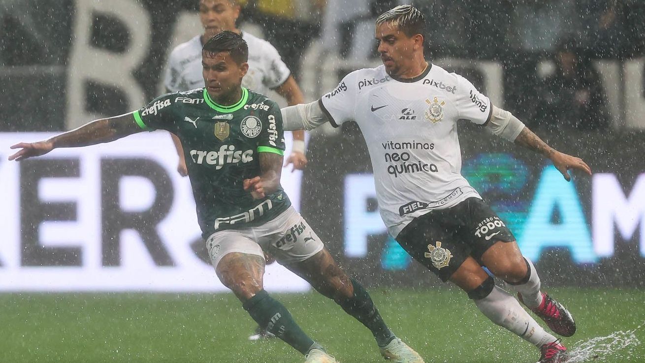 Fagner, do Corinthians, é alvo do Cruzeiro para 2025