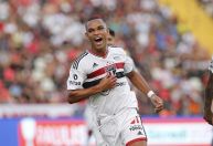 Camisas a R$ 400: Clubes terão reajuste nos preços de uniformes para torcedores