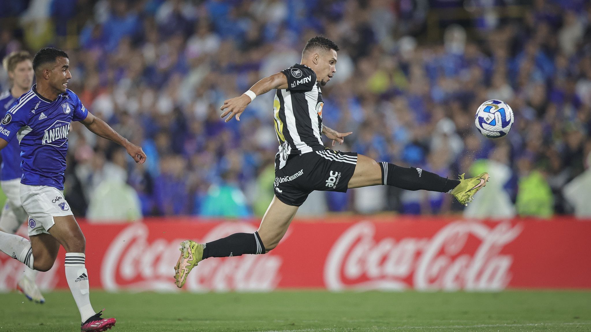Paulinho é o artilheiro do Galo na atual edição da Libertadores