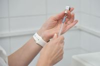 Anvisa exige atualização de vacinas da Covid-19 com nova cepa no país