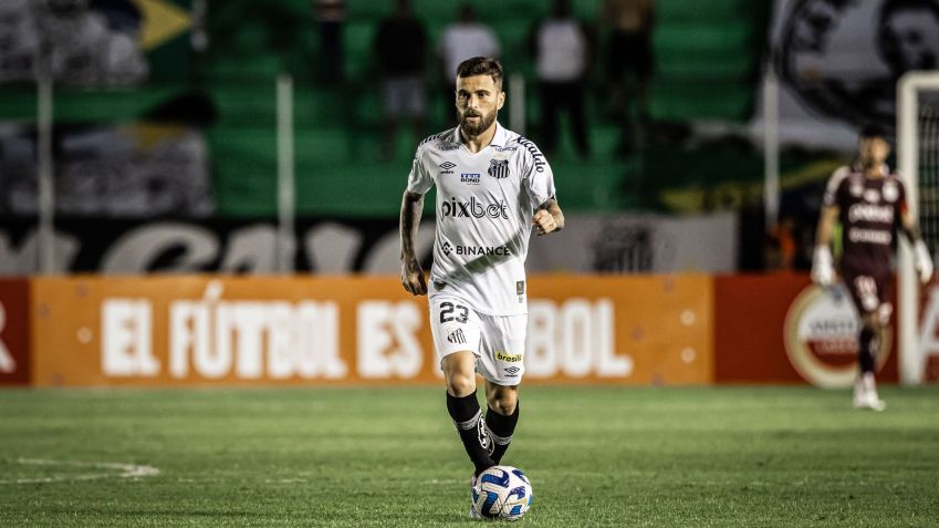 Lucas Lima é um dos destaques do Santos para 2023 / Raul Baretta/Santos FC