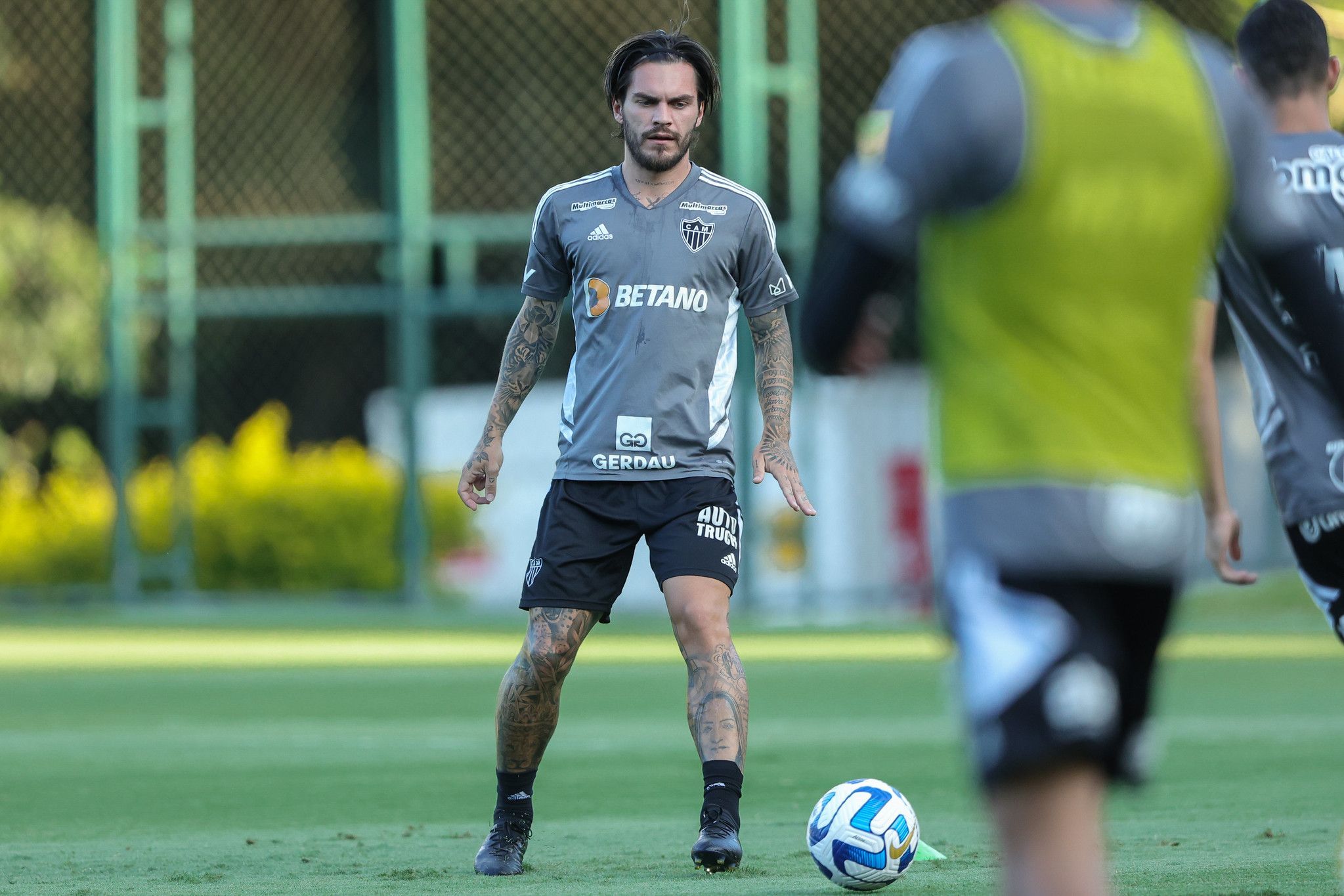 Nathan em possível último treino pelo Atlético Mineiro, nesta quarta-feira