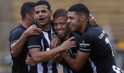 Botafogo goleia Audax, leva Taça Rio e garante vaga na Copa do Brasil 2024