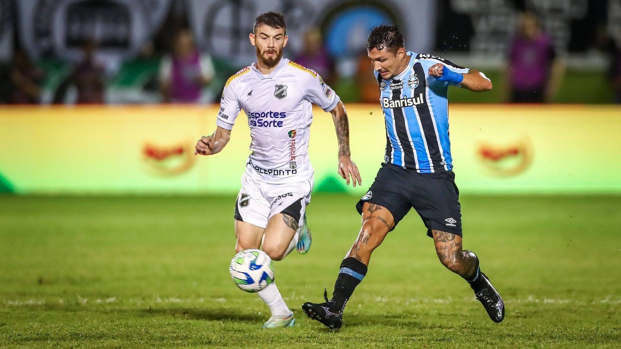 Vina pode deixar o Grêmio rumo à Arábia Saudita