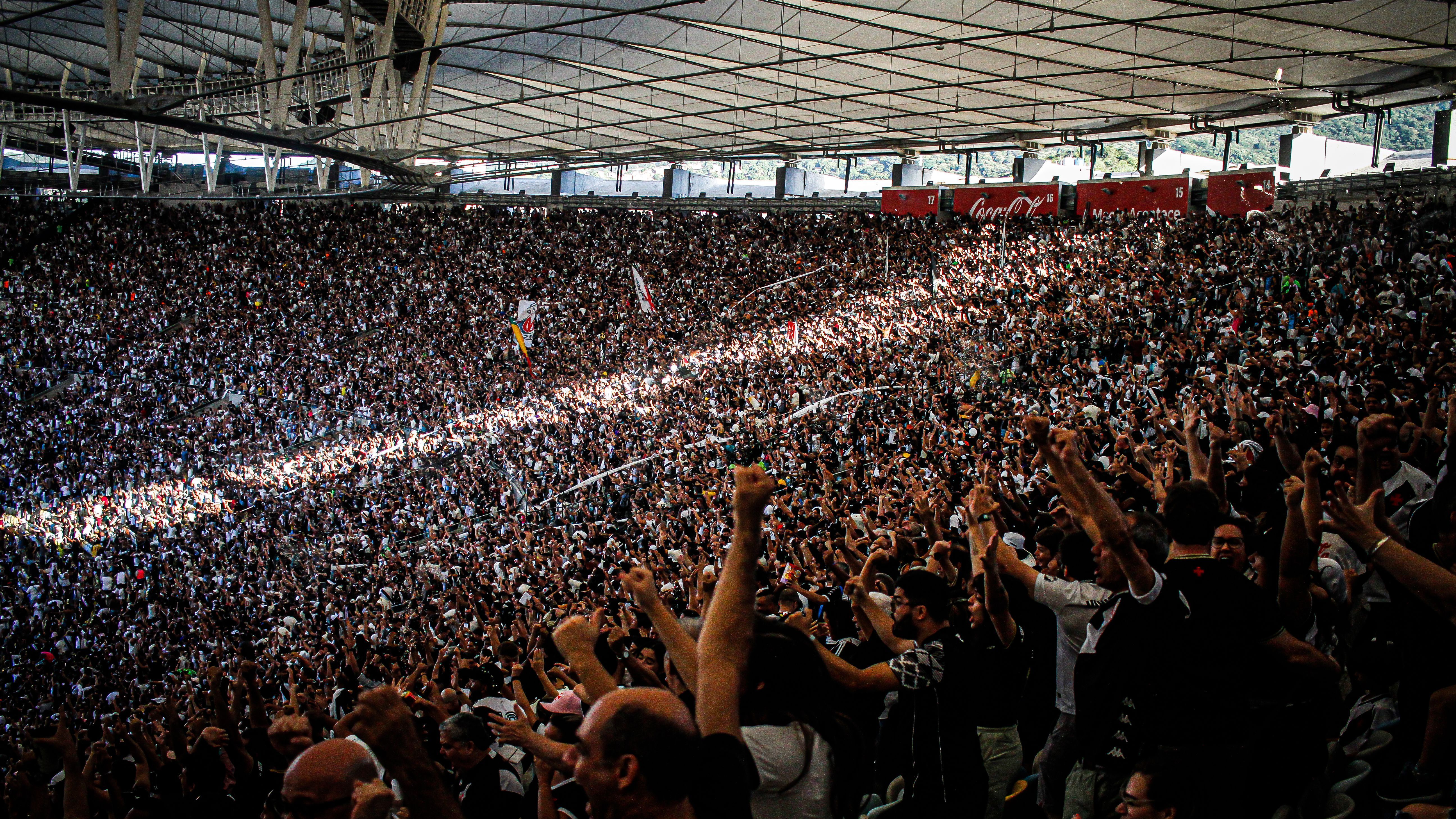 Torcida do Vasco lotou o Maracanã para jogo contra o Palmeiras / Daniel Ramalho/Vasco