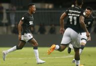 Brasileirão: Botafogo vence Bahia em Salvador e está há dez jogos sem perder