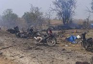 Sobreviventes do ataque aéreo em Mianmar detalham massacre de inocentes