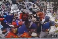 Após ação na Cracolândia, grupo invade e saqueia farmácia no centro de São Paulo; veja vídeo