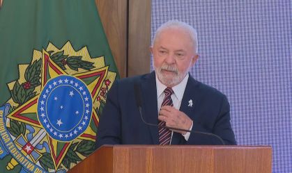 Classe média "precisa pouco" do governo e reforma tributária basta para esta população, diz Lula