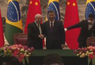 Lula diz a Xi que “ninguém vai proibir Brasil de aprimorar relação com China”
