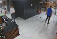 Capitão do Exército flagrado em imagens do 8 de janeiro diz que atuou para “conter danos”