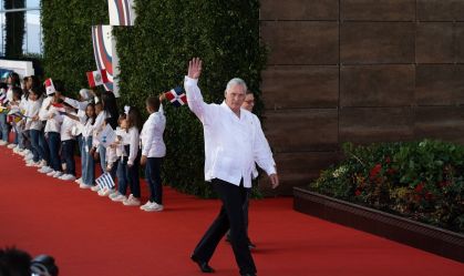 Díaz-Canel deve receber 2º mandato como presidente de Cuba  