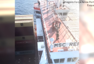 Adolescente de 17 anos é resgatada em Portugal após ficar 20 horas desaparecida no mar; veja vídeo