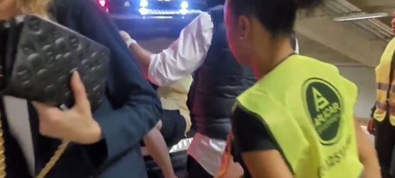 Ronaldo chega para partida do Cruzeiro com homem no porta-malas