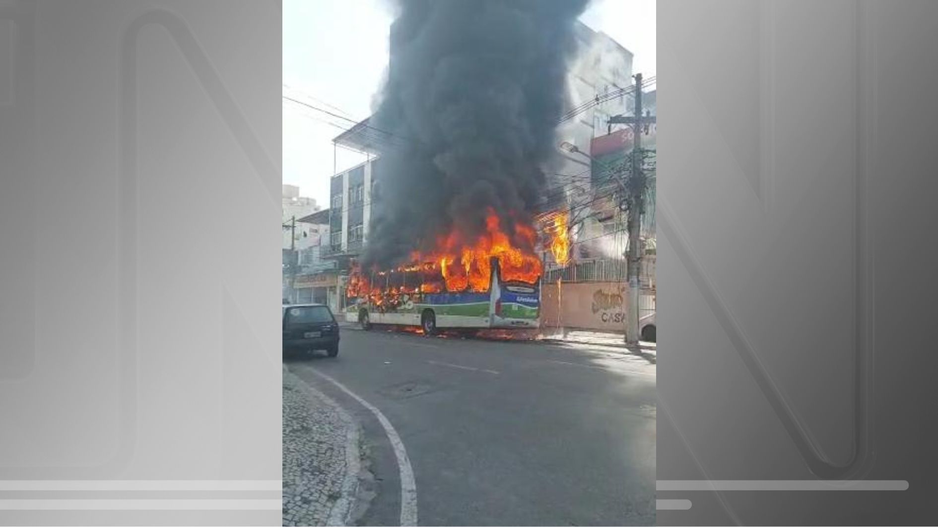 onibus incendiado
