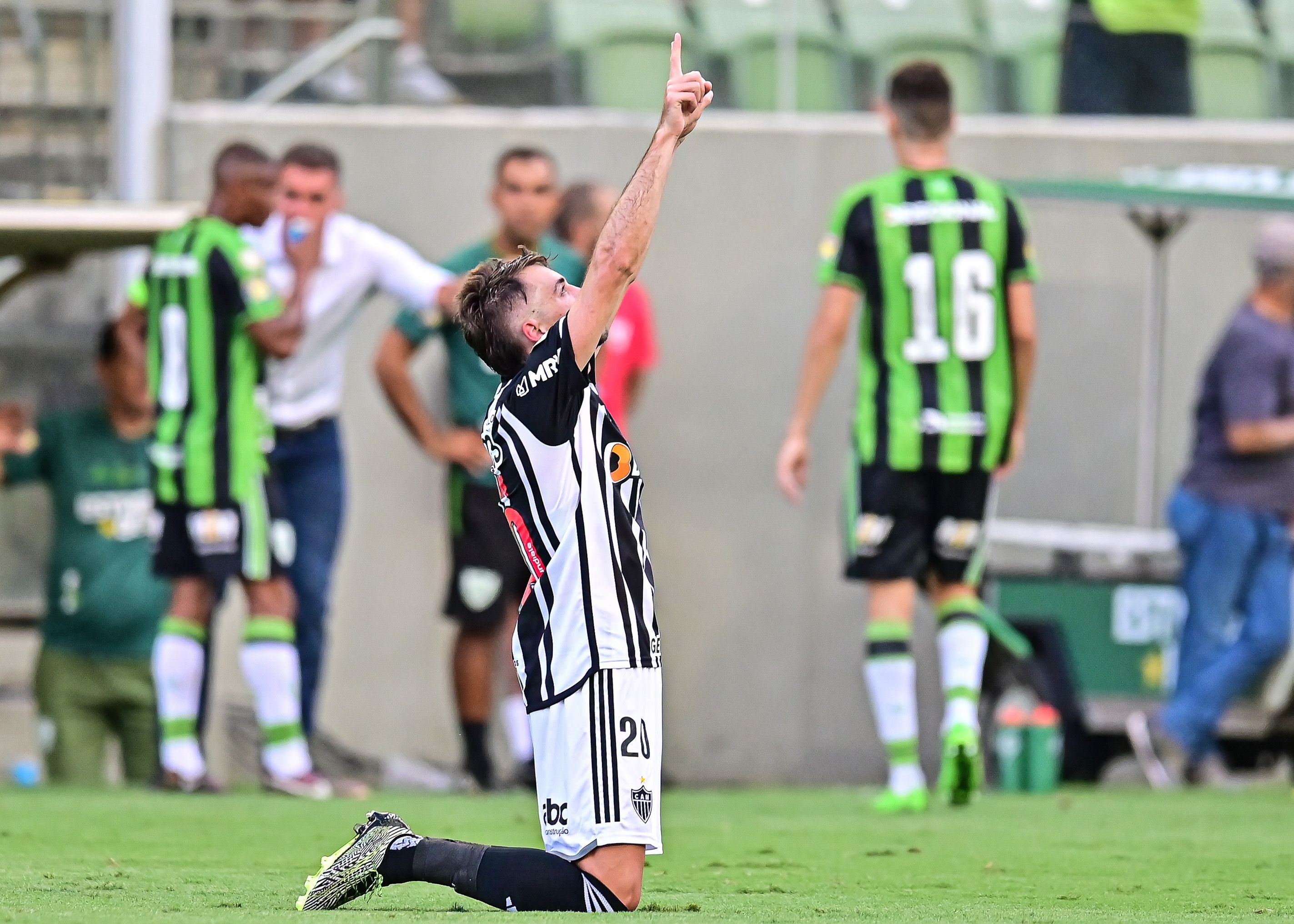 AMÉRICA-MG X ATLÉTICO-MG