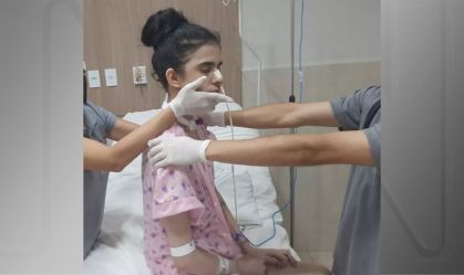 Imagem de destaque do post: Mãe compartilha evolução no tratamento de filha que cheirou pimenta