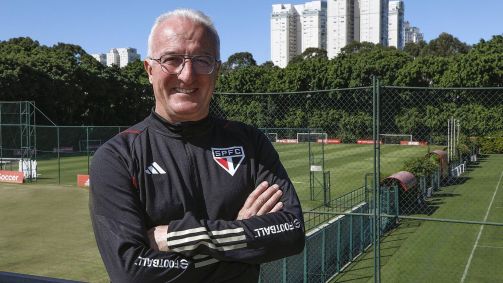 Dorival Júnior foi apresentado pelo São Paulo nesta sexta-feira (21)