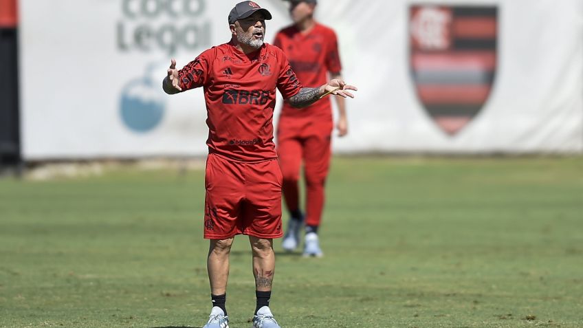 Jorge Sampaoli comandando treino do Flamengo / Marcelo Cortes/CRF
