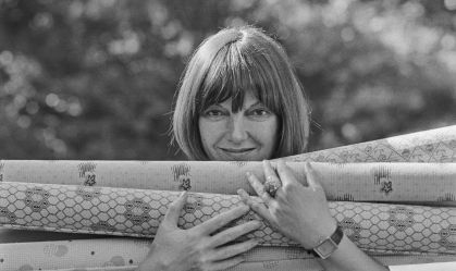 Mary Quant, estilista britânica que popularizou a minissaia, morre aos 93 anos