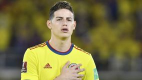 James Rodríguez em partida da seleção colombiana em 2022
