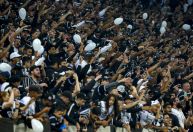 Novas ligas: clubes da Libra têm quase seis vezes mais torcida que os da LFF