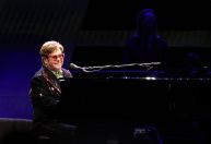 Elton John lidera ranking das turnês mais lucrativas de todos os tempos; veja lista completa
