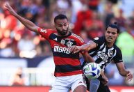 Inter está próximo de contratar o volante Thiago Maia, do Flamengo