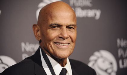 Morre o cantor e ativista Harry Belafonte, aos 96 anos